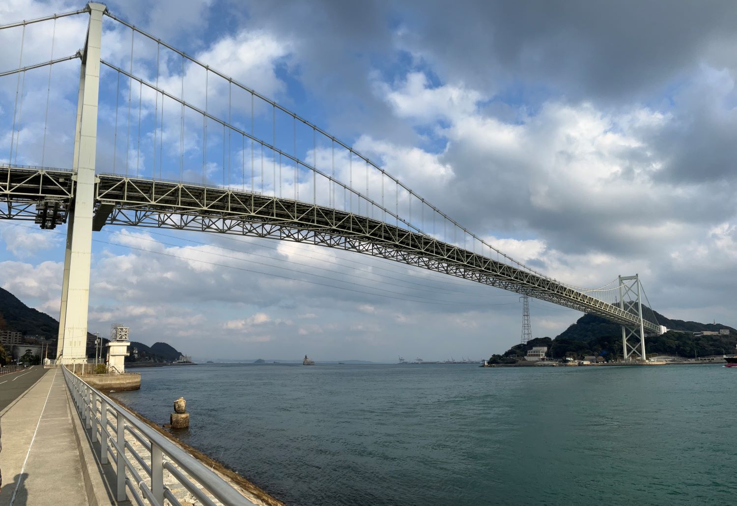 関門大橋