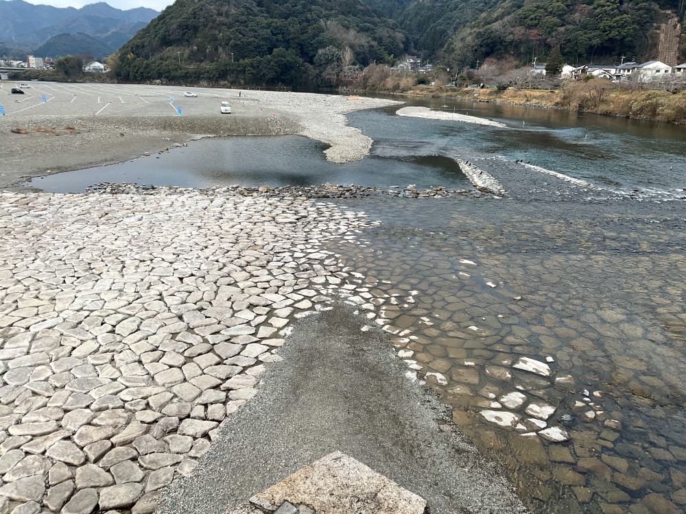 錦帯橋から見た錦川